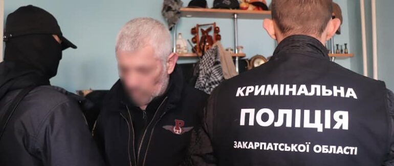 В Ужгороді раніше судимий чоловік обікрав квартиру