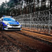 Мігранти у Польщі: трьох українців звинуватили у перевезенні нелегалів