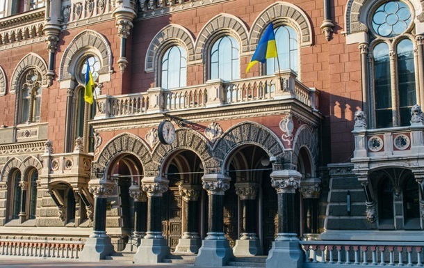 Курси валют на 15 листопада: гривня на новому максимумі до євро