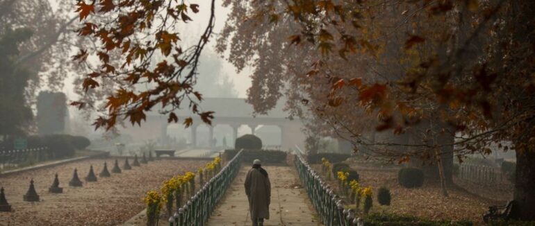 Дощі, в Карпатах з мокрим снігом: прогноз погоди