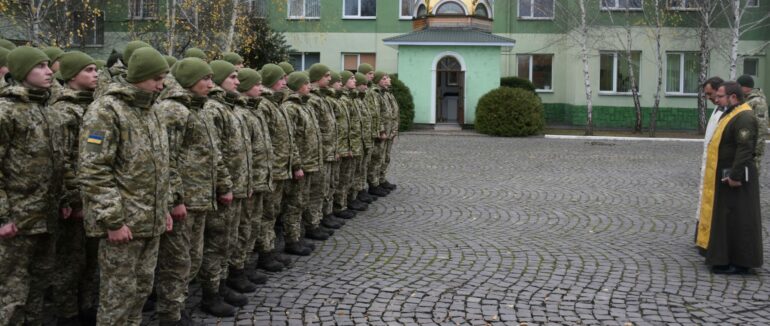 Строковики осіннього призову прибули до Мукачівського прикордонного загону