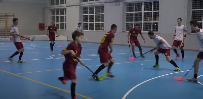 Новий вид спорту: у Мукачеві розвивають флорбол