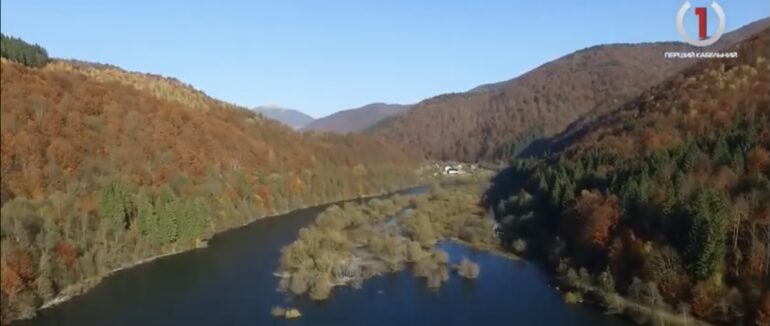 Зліт чистих сил: волонтери та громади трьох «тереблянських» сіл прибирали Вільшанське водосховище (ФОТО, ВІДЕО)