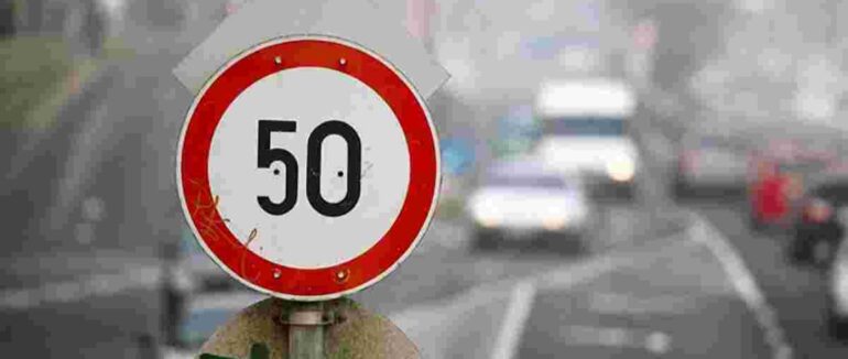 Від початку року закарпатські патрульні винесли 17 535 постанов за перевищення швидкості