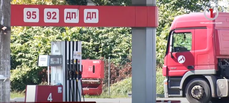Ціна – вгору, а якість – кульгає: реакція водіїв на підвищення вартості пального (ВІДЕО)