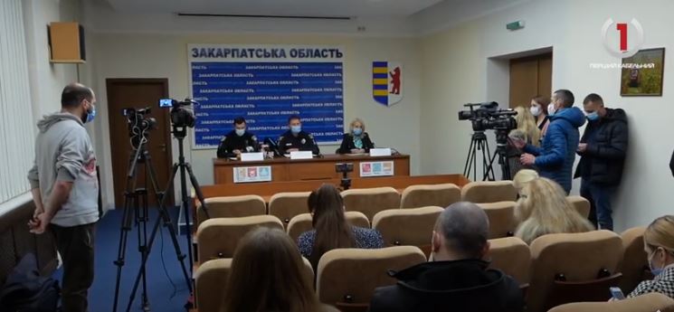 Посилені перевірки і дотримання карантину: в Ужгороді розповіли про перевірки COVID-сертифікатів (ВІДЕО)