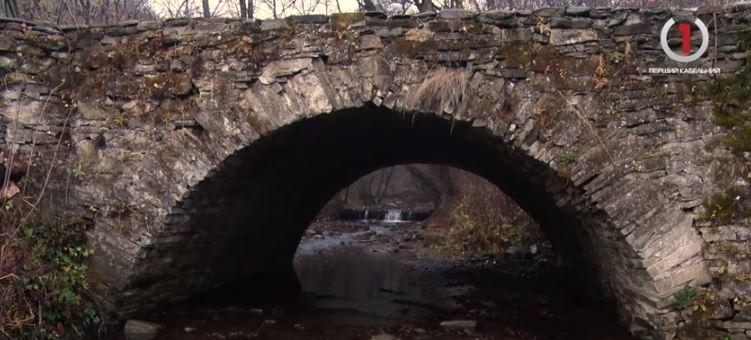 Загадкова переправа Великоберезнянщини: скільки років Стричавському мосту? (ВІДЕО)