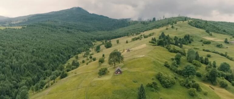 В мережі шириться казкове відео гуцульського Ясіня