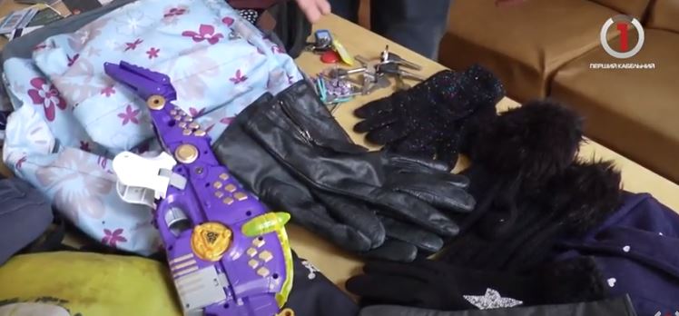 Одяг, гаманці, банківські картки: де шукати забуті в громадському транспорті Ужгорода речі (ВІДЕО)