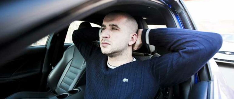 Тренування для водіїв: 7 вправ, які можна виконувати прямо за кермом