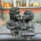 Кожна має свою значущість: гід-путівник по міні-скульптуркам у місті Ужгород