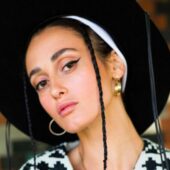 Закарпатська співачка Аліна Паш оголилася на камеру