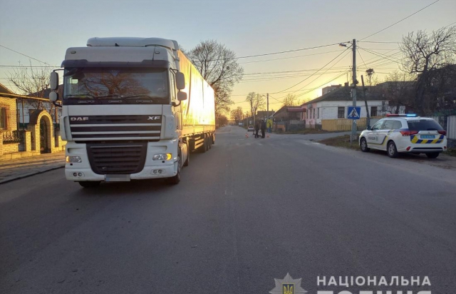 Закарпатець на вантажівці скоїв наїзд на жінку