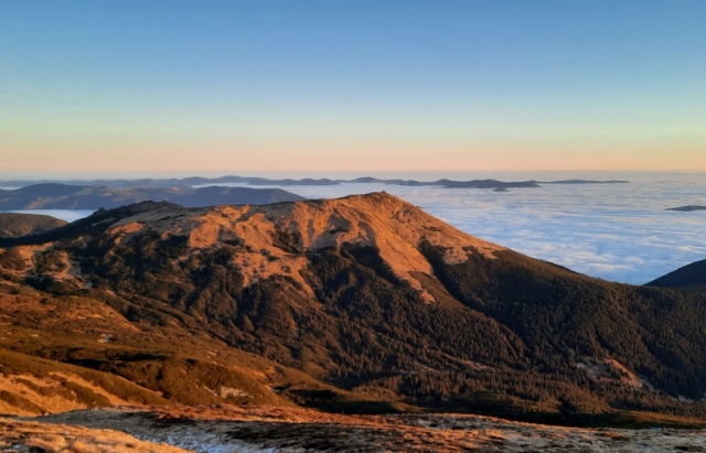 На високогір’ї Карпат сонячно та +2
