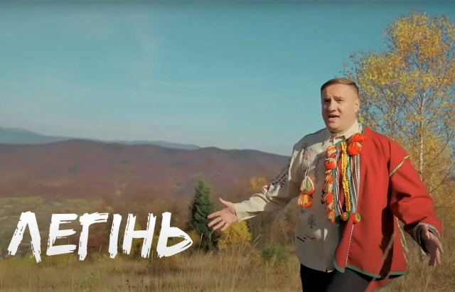 Закарпатський співак Іван Пилипець презентував колоритний кліп