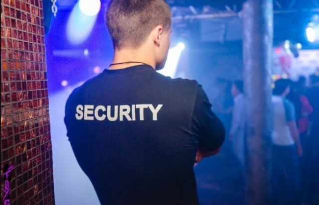 У Мукачеві заклади, які працюють до допізна, повинні будуть встановити металошукачі та відеокамери