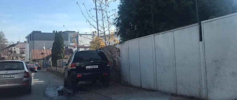 В Ужгороді трапилася ДТП за участю двох автомобілів