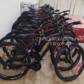 «Вакцинуйся. Збережи життя»: мукачівцям подарували електросамокати, велосипеди і телевізори