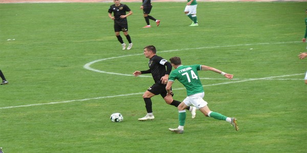 Який результат гри вінницької «Ниви» та мукачівського «Мункача»