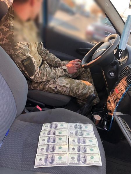 Закарпатським митникам пропонували 205 разів хабарі віфд початуку року