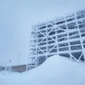 Обмежена видимість: Карпати замітає снігом