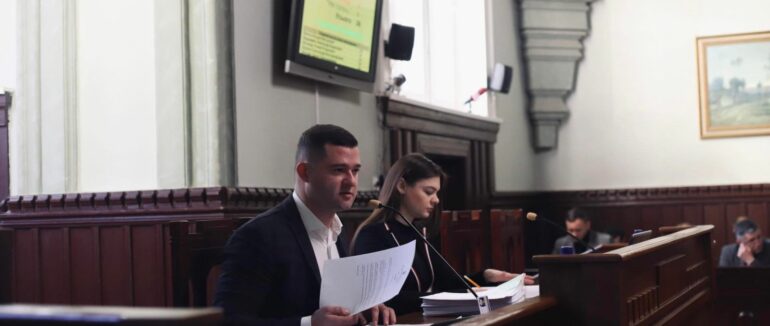 Депутати Мукачівської міської ради звернулися до Президента України та ВР аби збубудувати нову Закарпатську обласну дитячу лікарню