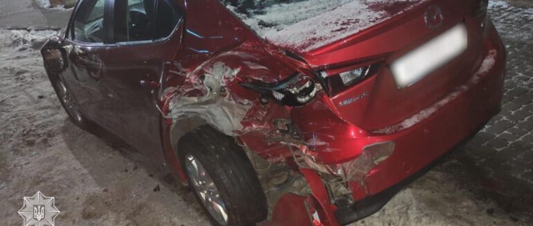 Нічне ДТП у Мукачеві: п’яна винуватиця втекла з місця події