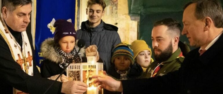 Ужгороду передали Вифлеємський вогонь