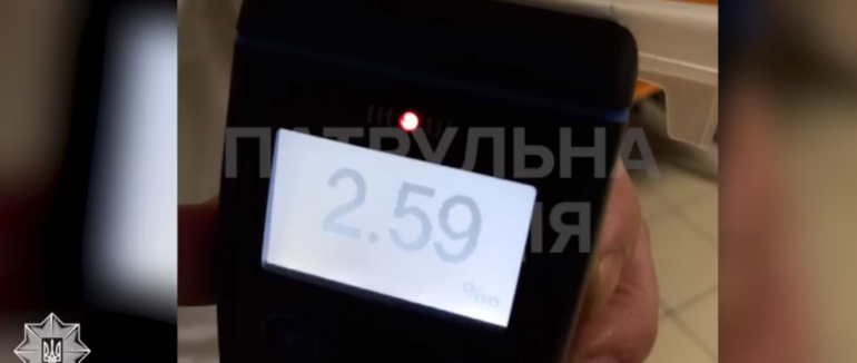 В Ужгороді затримали п’яного водія, у якого норма перевищувала майже в 13 разів