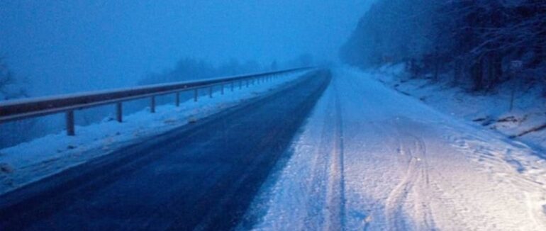 Через негоду на Закарпатті можуть призупинити рух транспорту