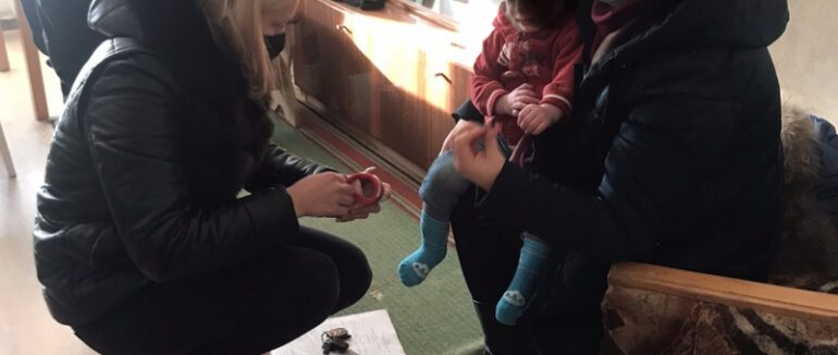 Мати наносила численні побої: на Свалявщині з сім’ї вилучили двох діток