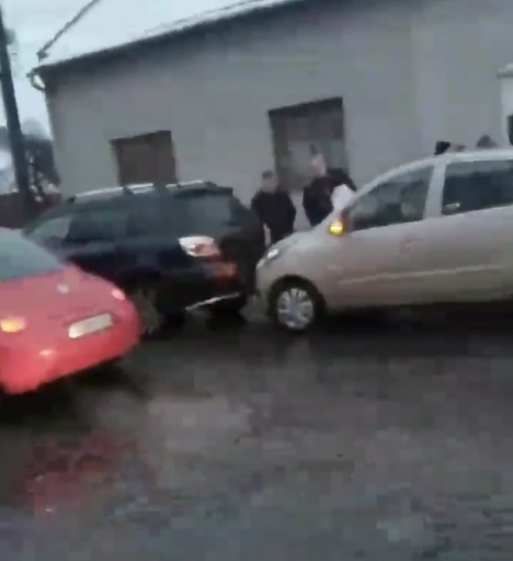 Ранкова ДТП у Мукачеві: дорогу не розділили автомобілі