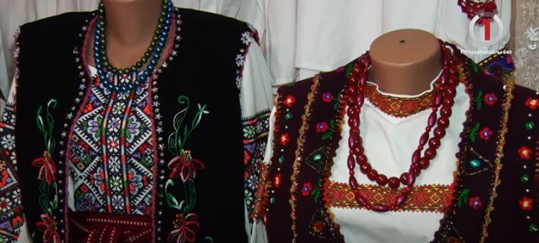 «Вшитий» генетичний код: на Тячівщині майстриня створює автентичні костюми (ФОТО, ВІДЕО)