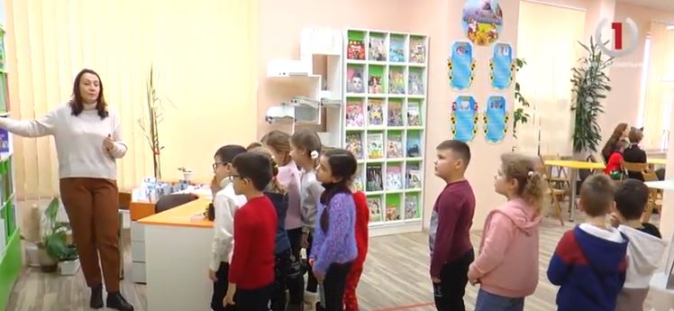 В Мукачеві дітей змалечку привчають любити та читати книжки (ФОТО, ВІДЕО)