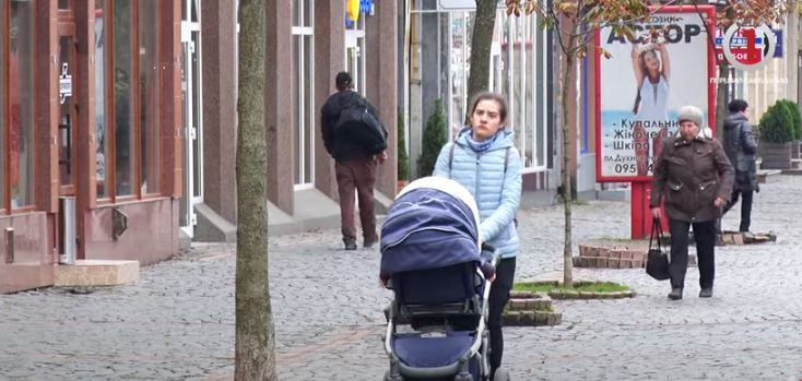 Вагітним – перш за все: лікарі Закарпаття закликають вакцинуватися від COVID-19 (ВІДЕО)