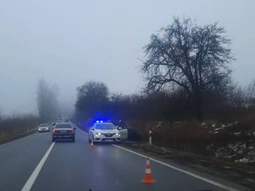 Ранкова ДТП у Мукачівському районі: два легковика опинилися у кюветі