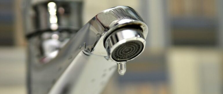 В Ужгороді тимчасово призупинили водопостачання в одному із мікрорайонів міста