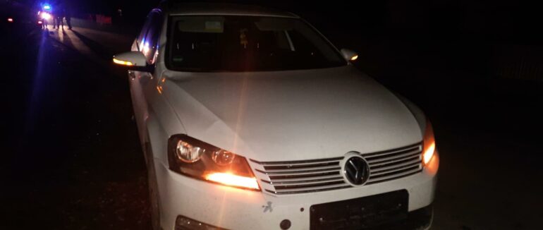 У Берегівському районі автомобіль збив на смерть чоловіка, який перебігав дорогу