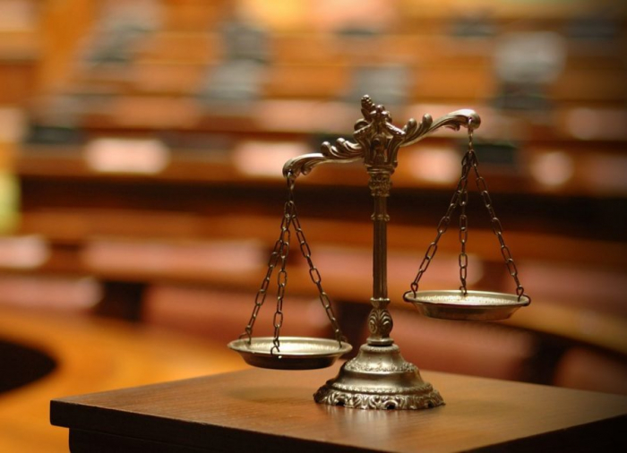 На Закарпатті перед судом постане лікар та ще троє його спільників, які займалися підробкою ковід-документів