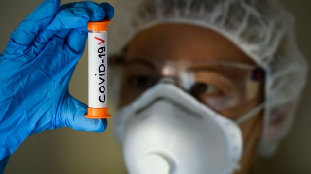 Майже 110 нових випадків за добу, 4 - смертельних: оновлена статистика COVID-19 на Закарпатті