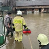 “Було дуже страшно особливо за дітей”: потужна повінь накрила Закарпаття серед ночі