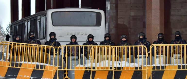 У Казахстані під час протестів загинули 225 осіб