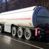 Перевозили небезпечний вантаж без відповідних документів: на Закарпатті затримали двох водіїв