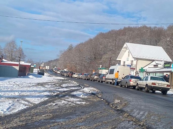 На яких кордонах Закарпаття є авточерги