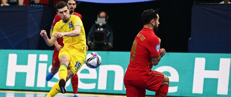 Збірна України програла Португалії, але вийшла в плей-офф Євро-2022 з футзалу