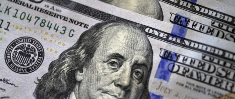 Курс долара і євро на 14 січня