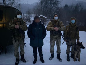 Закарпатські прикордонники затримали громадянина Казахстану