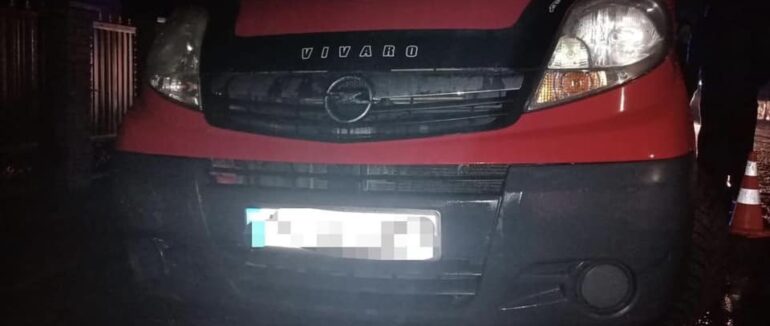 В Ужгородському районі автомобіль переїхав лежачого пішохода: чоловік помер