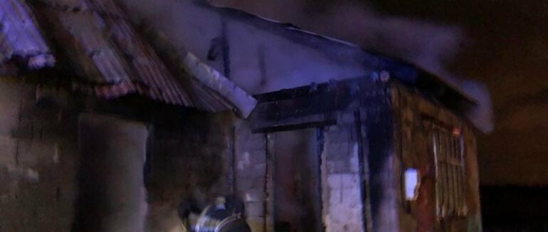 На Ужгородщині горів житловий будинок поки власники за кордоном