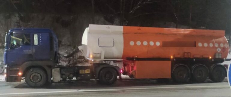 На Нижніх Воротах виявили двох водіїв, які перевозили небезпечний вантаж